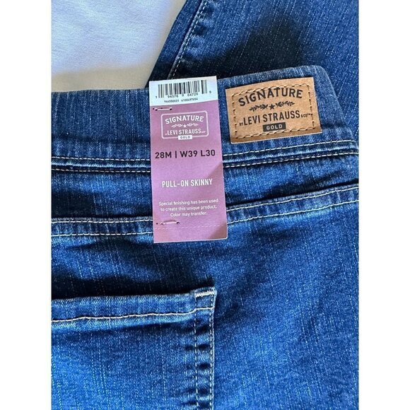 Levi Signature Jeans Womens Pull On Totally Shaping Skinny Plus Sz 28M Stretch - Picture 5 of 10